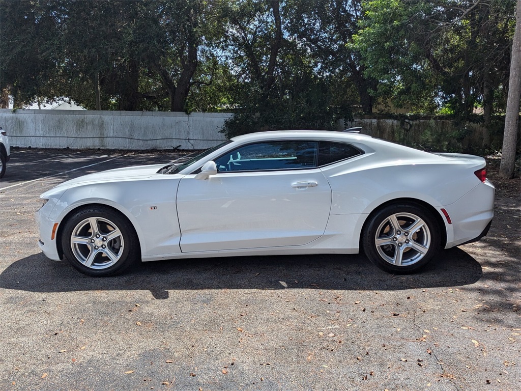 2023 Chevrolet Camaro 1LT 4