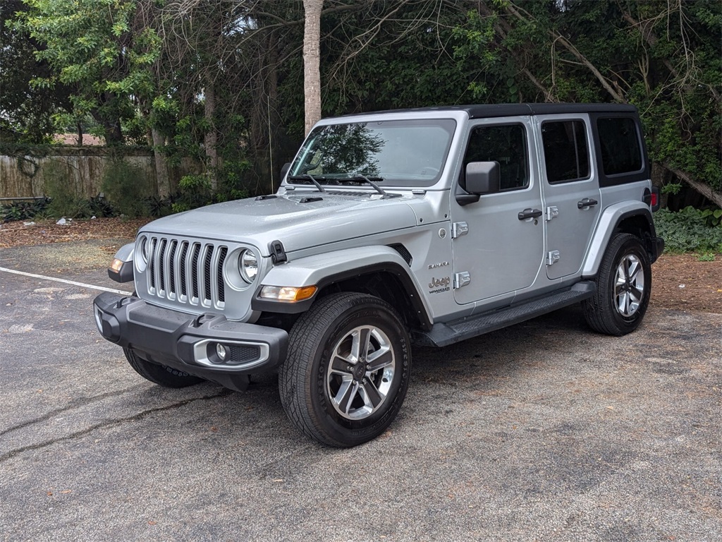 2022 Jeep Wrangler Unlimited Sahara 3