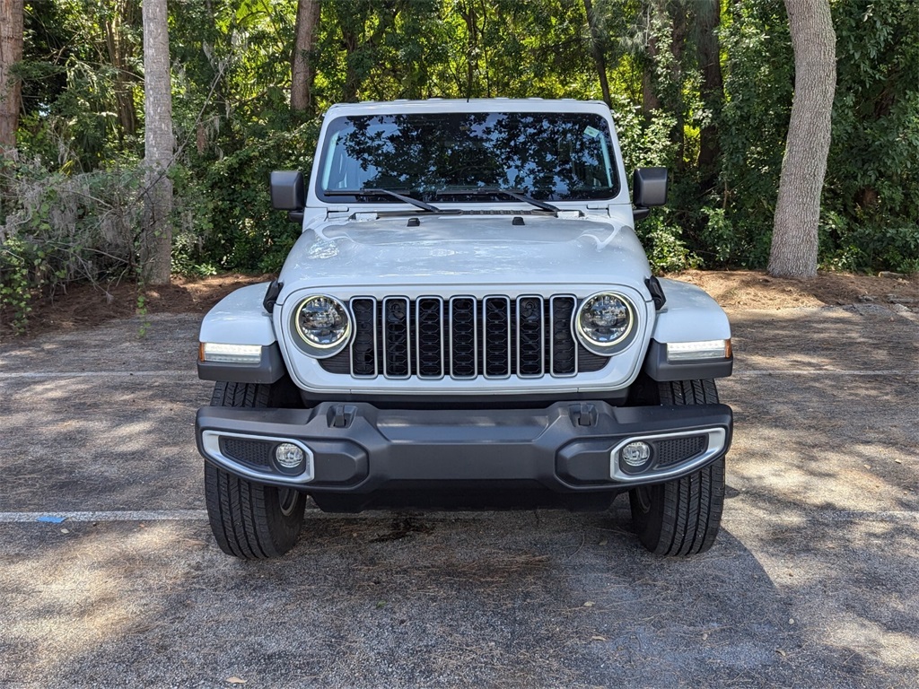 2024 Jeep Wrangler Sahara 2