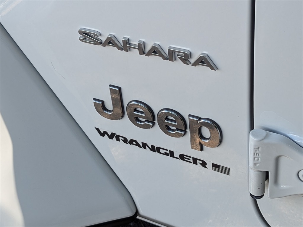 2024 Jeep Wrangler Sahara 23