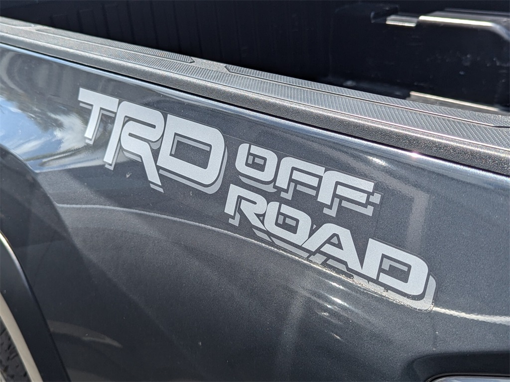 2023 Toyota Tacoma TRD Off-Road 18