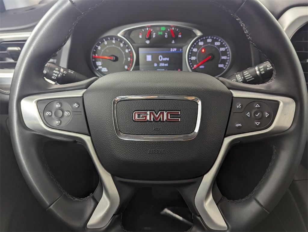 2023 GMC Acadia SLT 18