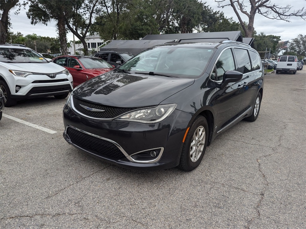 2020 Chrysler Pacifica Touring L 5