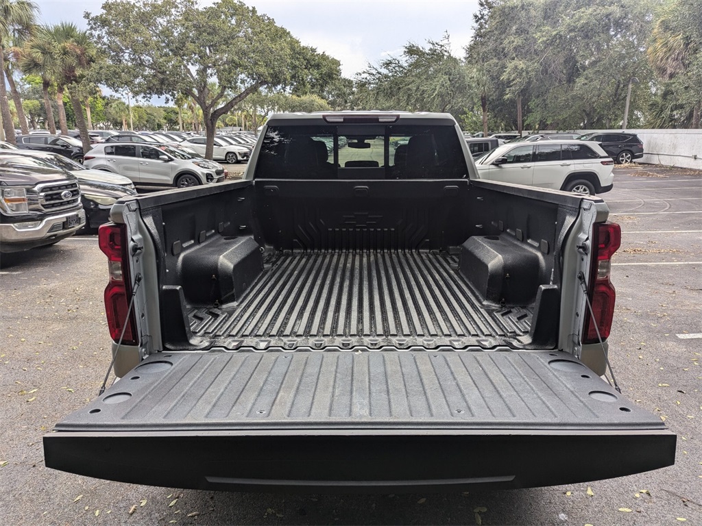 2019 Chevrolet Silverado 1500 RST 22