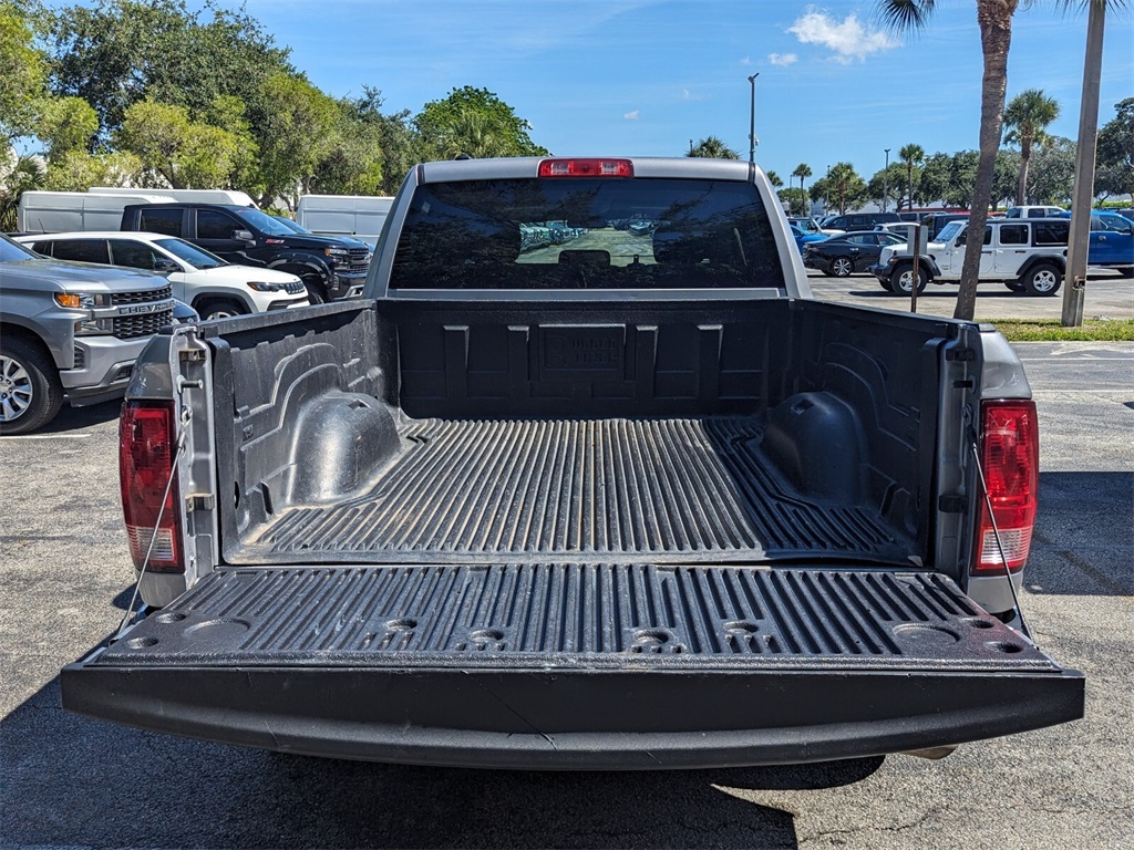 2021 Ram 1500 Classic SLT 18