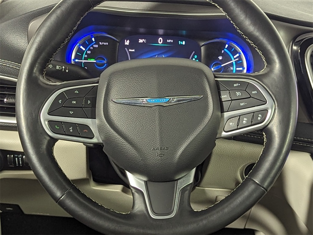 2021 Chrysler Pacifica Hybrid Touring L 9