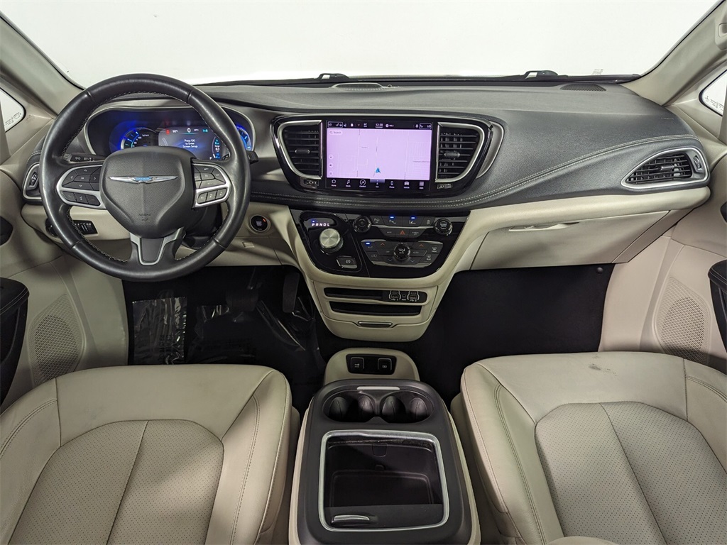 2021 Chrysler Pacifica Hybrid Touring L 8