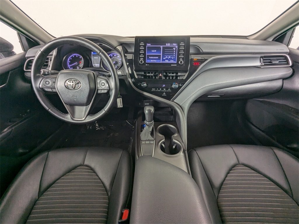 2022 Toyota Camry SE 12