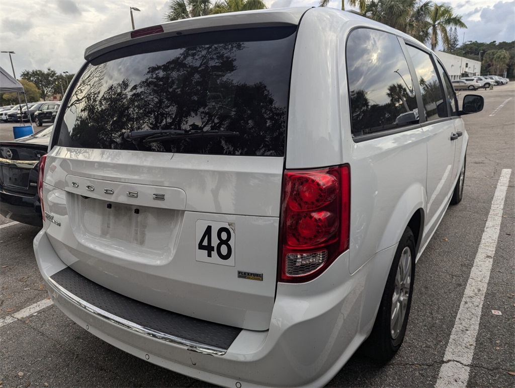 2019 Dodge Grand Caravan SE 17