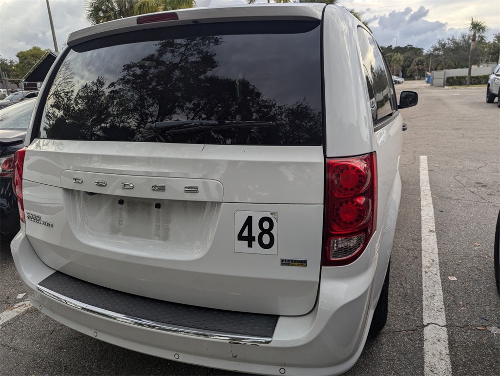 2019 Dodge Grand Caravan SE 19