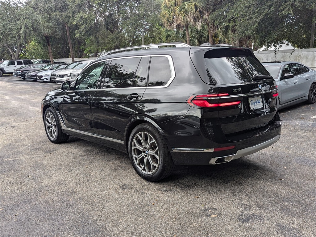 2023 BMW X7 xDrive40i 5