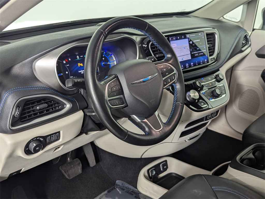 2021 Chrysler Pacifica Hybrid Touring L 10