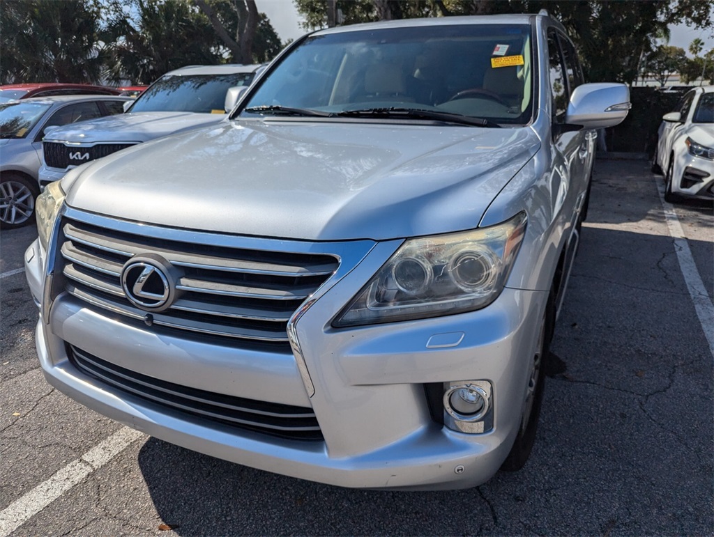 2013 Lexus LX 570 2