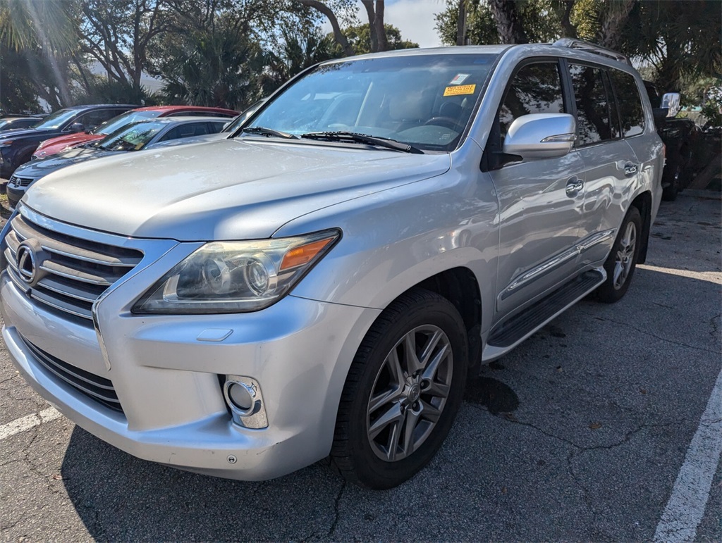 2013 Lexus LX 570 7