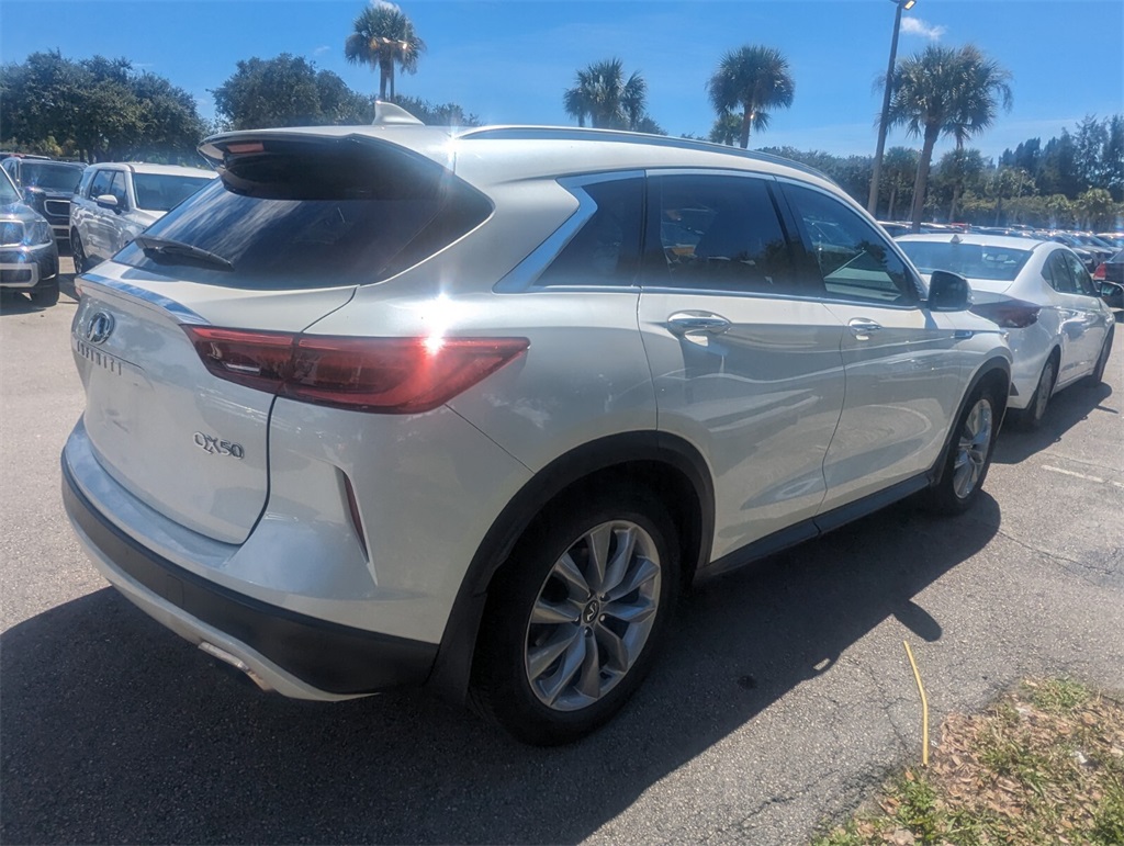 2021 INFINITI QX50 LUXE 4