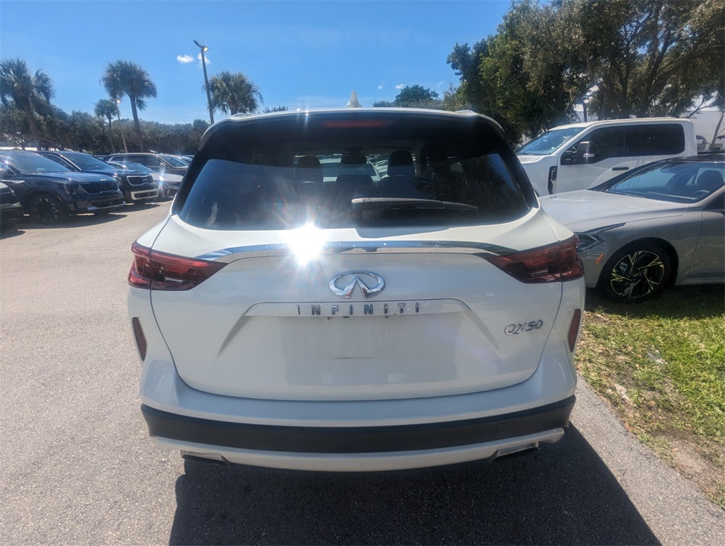 2021 INFINITI QX50 LUXE 9