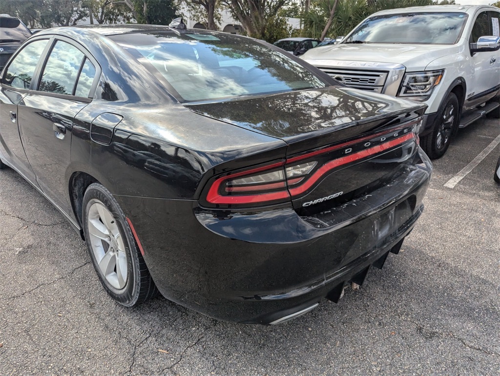 2016 Dodge Charger SXT 22