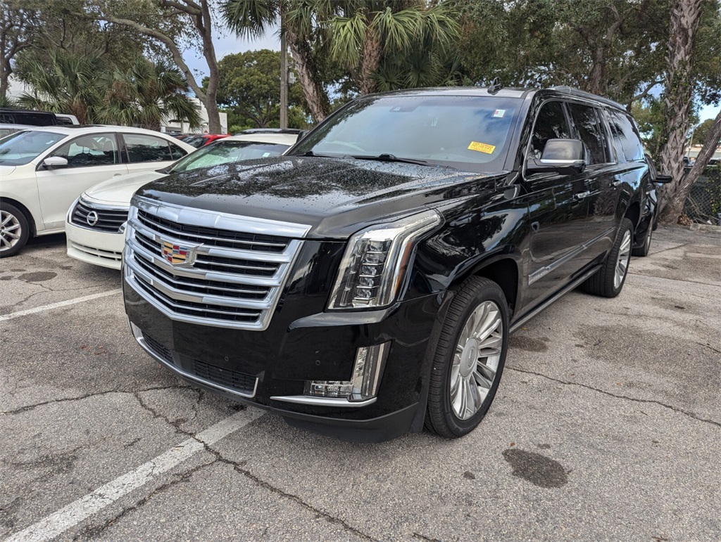 2016 Cadillac Escalade ESV Platinum Edition 2