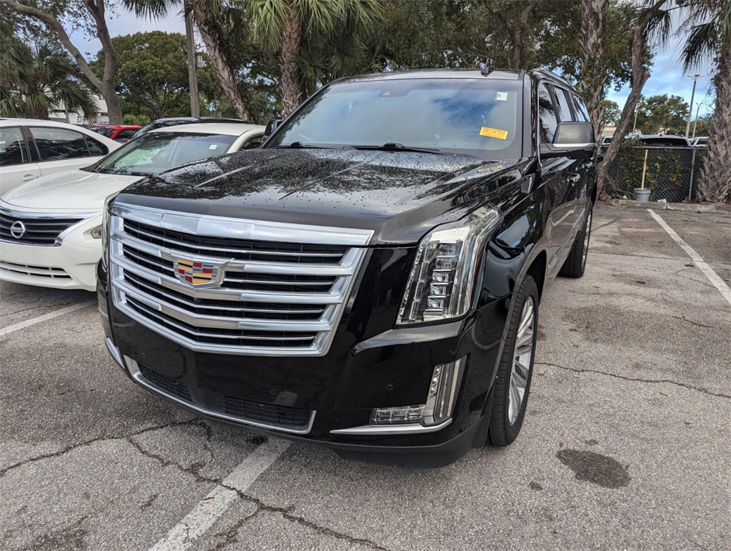 2016 Cadillac Escalade ESV Platinum Edition 4