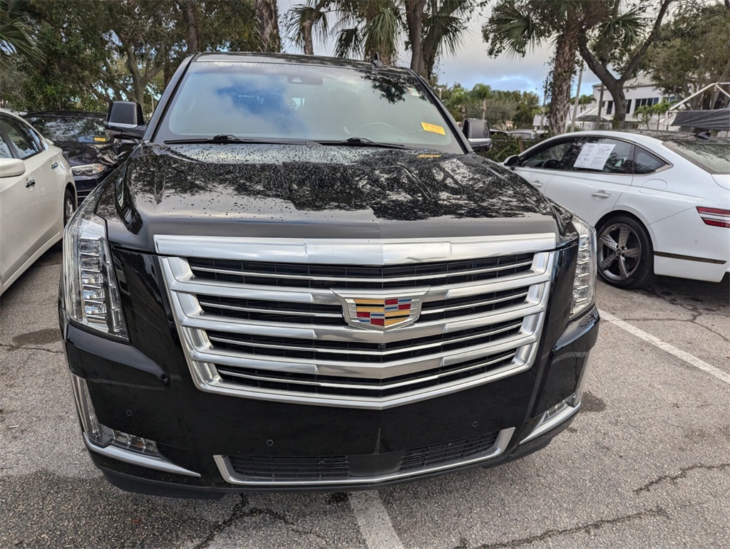 2016 Cadillac Escalade ESV Platinum Edition 8