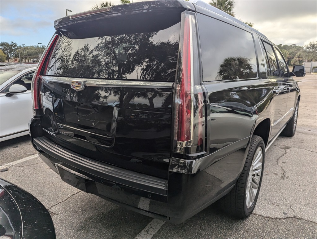 2016 Cadillac Escalade ESV Platinum Edition 20