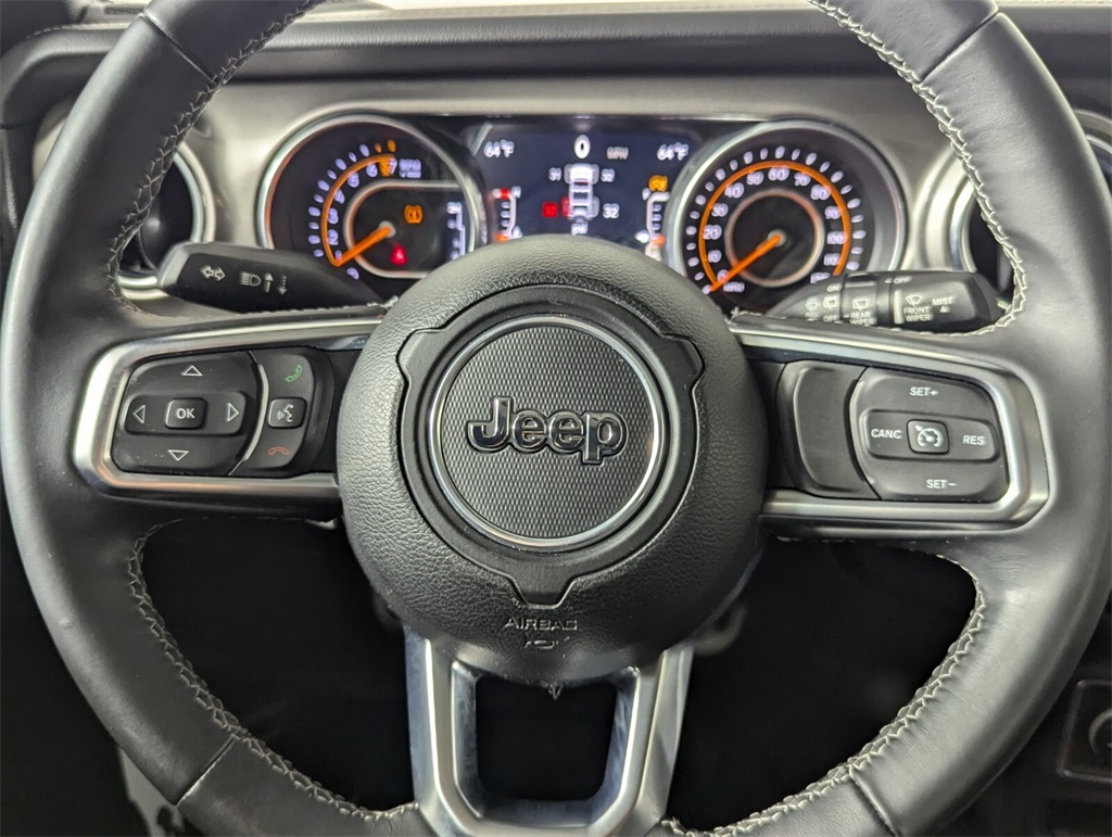 2018 Jeep Wrangler Unlimited Sahara 16