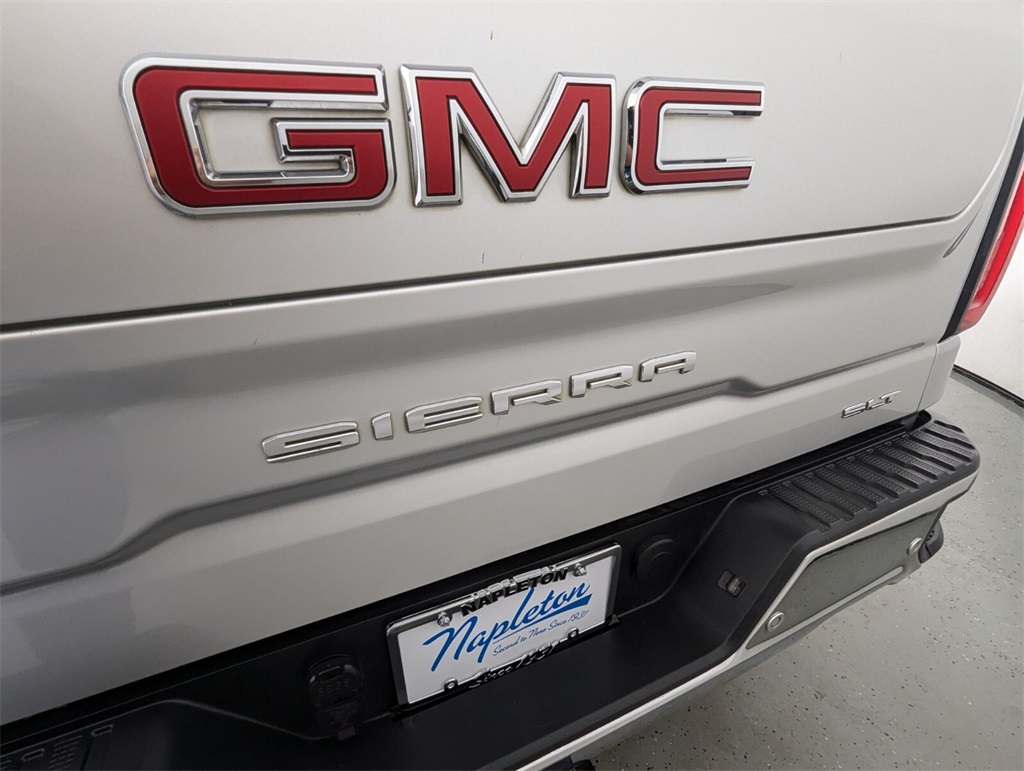 2019 GMC Sierra 1500 SLT 8