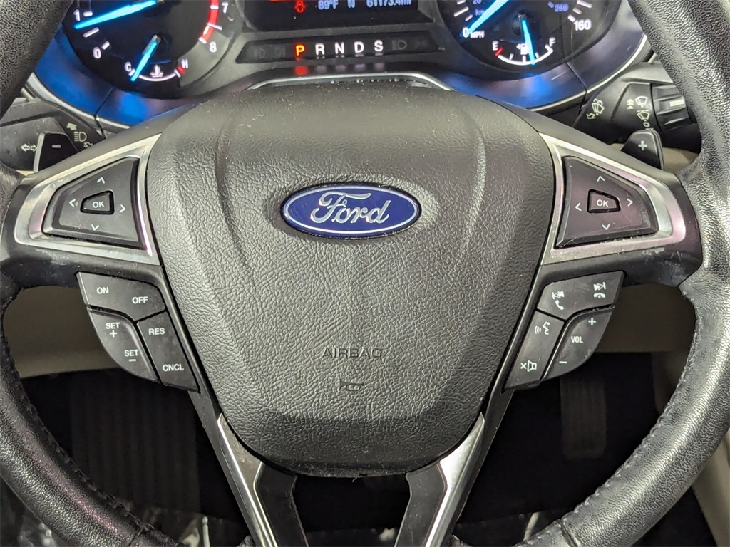 2018 Ford Fusion SE 15