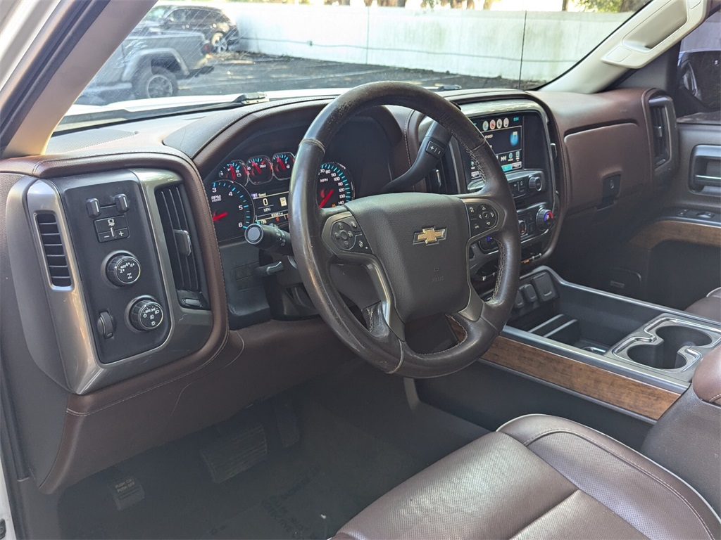 2018 Chevrolet Silverado 1500 High Country 10