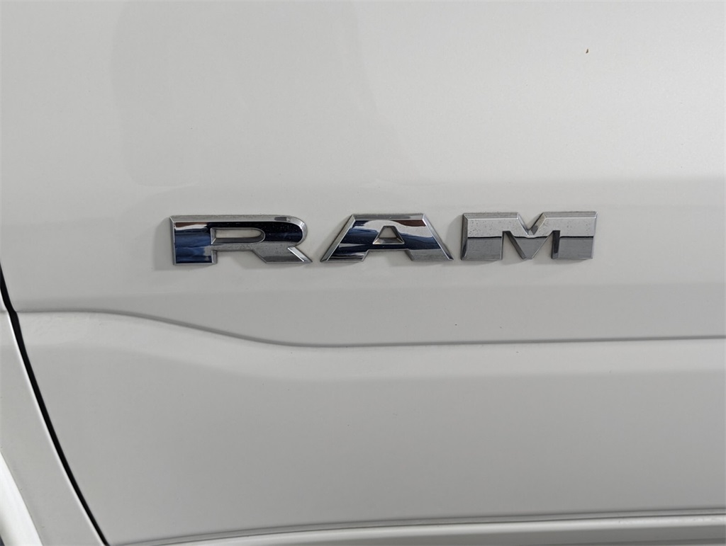 2019 Ram 1500 Laramie 8