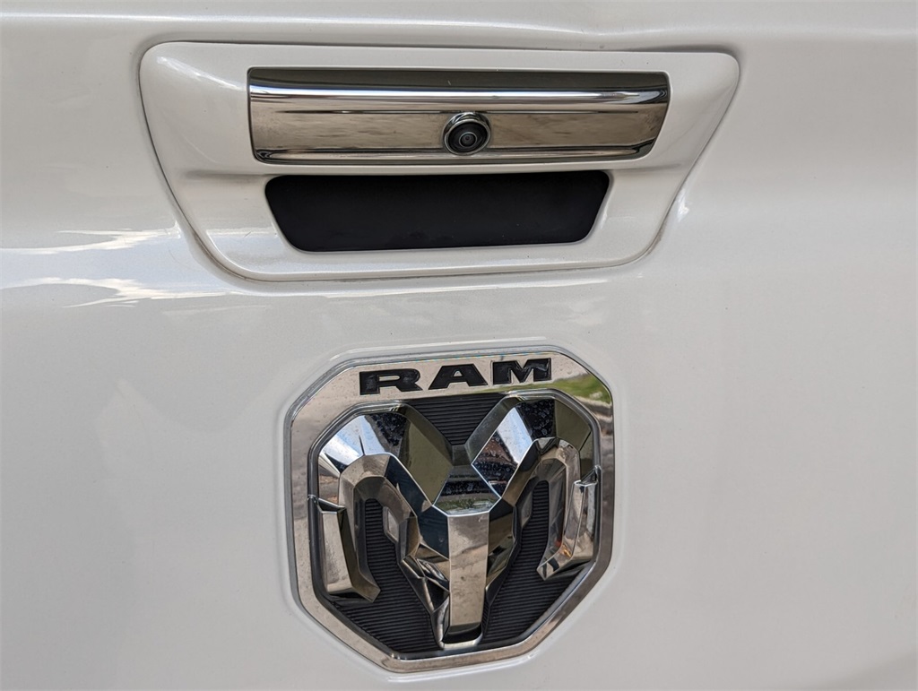 2019 Ram 1500 Laramie 10