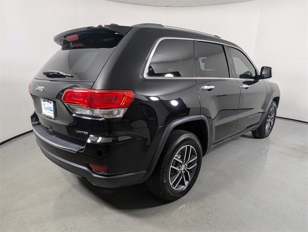 2017 Jeep Grand Cherokee Limited 6