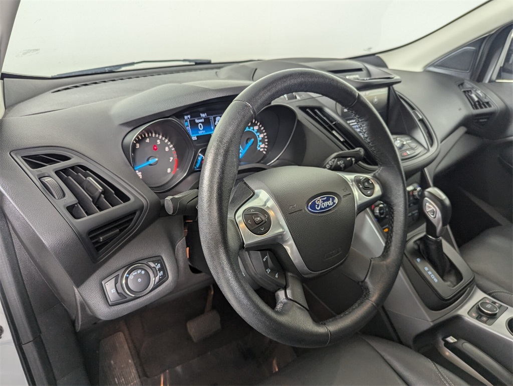 2015 Ford Escape SE 12