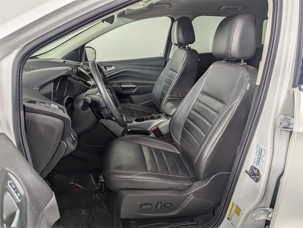 2015 Ford Escape SE 13