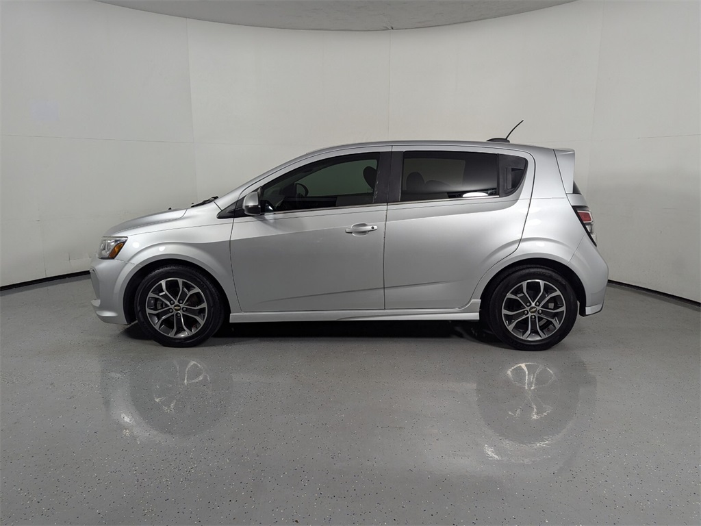 2017 Chevrolet Sonic LT 4