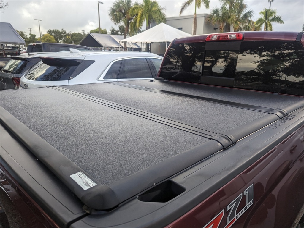 2015 Chevrolet Silverado 1500 LTZ 19