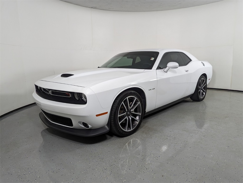 2022 Dodge Challenger R/T 4