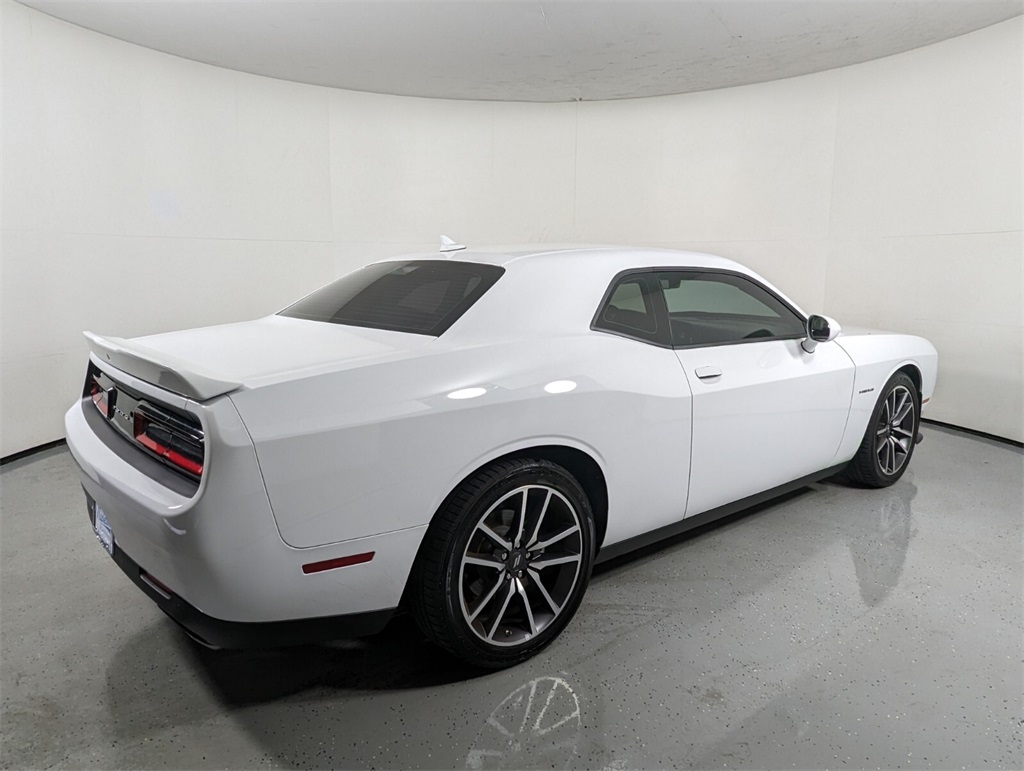 2022 Dodge Challenger R/T 7