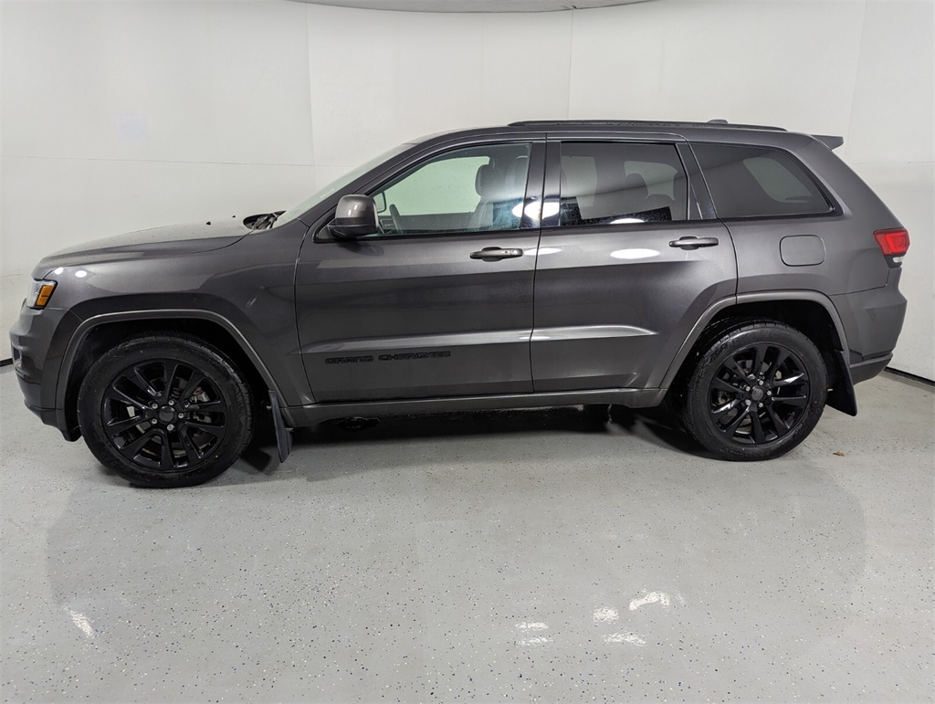 2020 Jeep Grand Cherokee Altitude 4