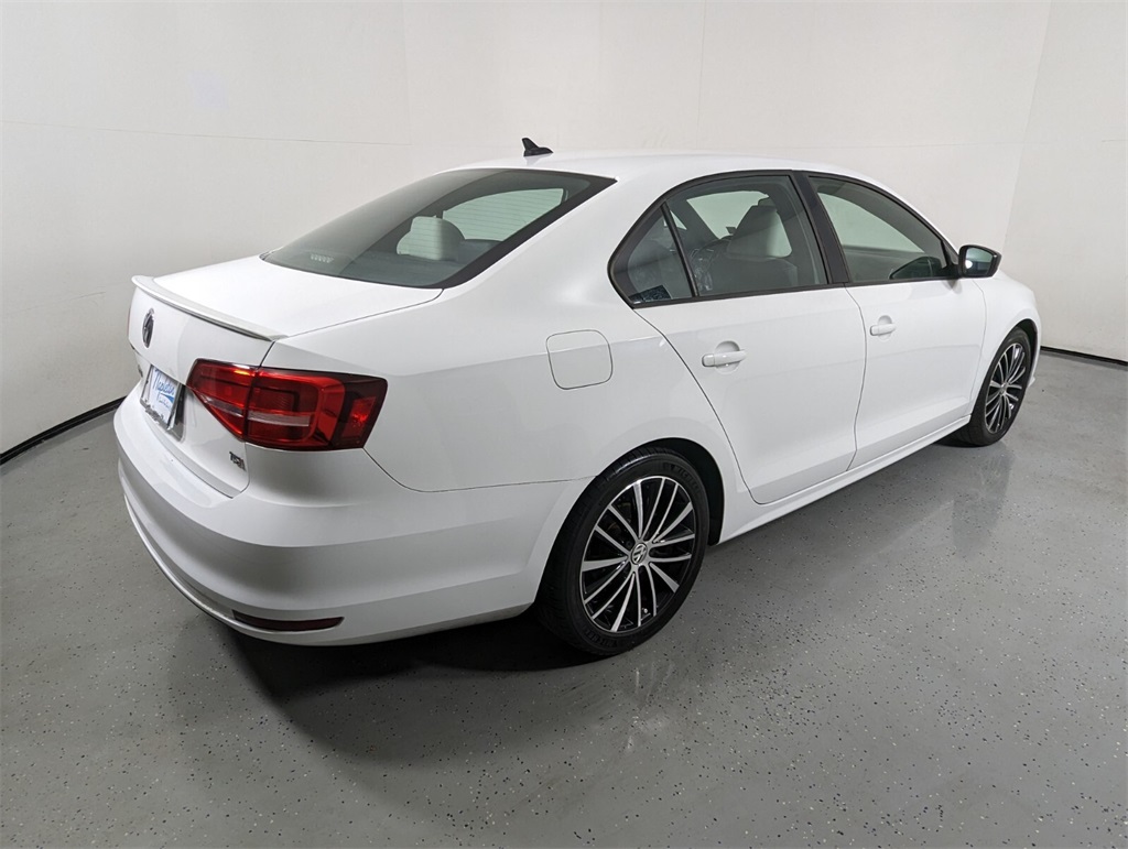 2015 Volkswagen Jetta 1.8T Sport 6