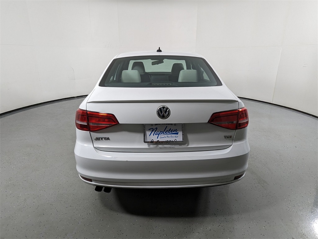 2015 Volkswagen Jetta 1.8T Sport 7