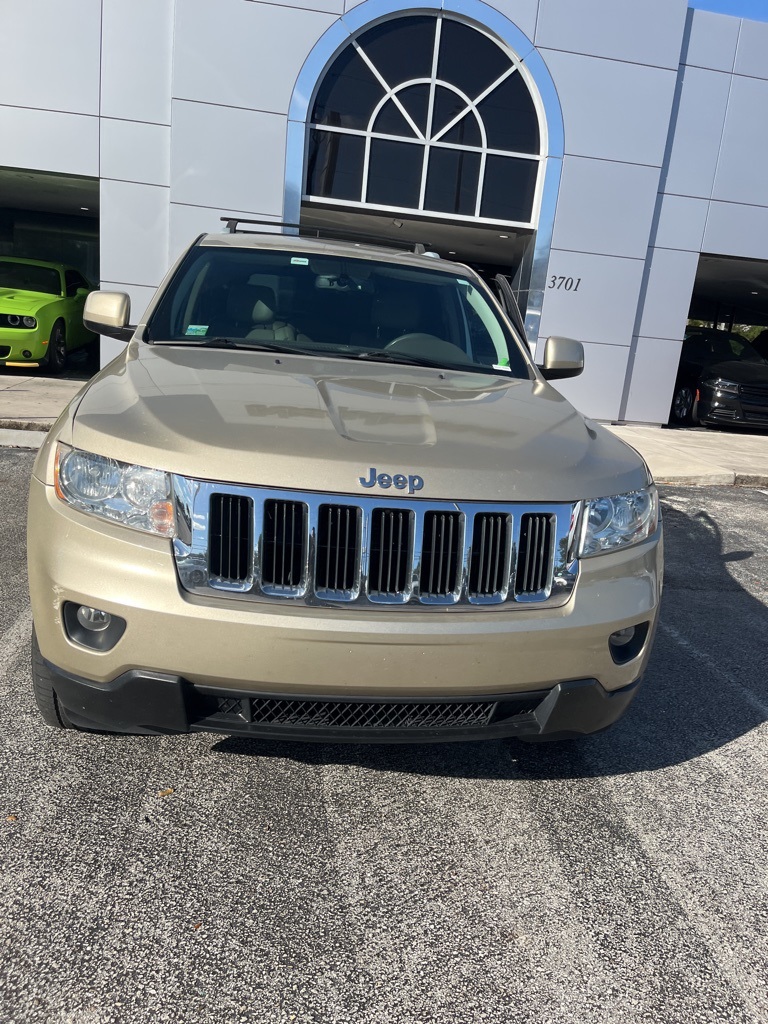 2011 Jeep Grand Cherokee Laredo 7