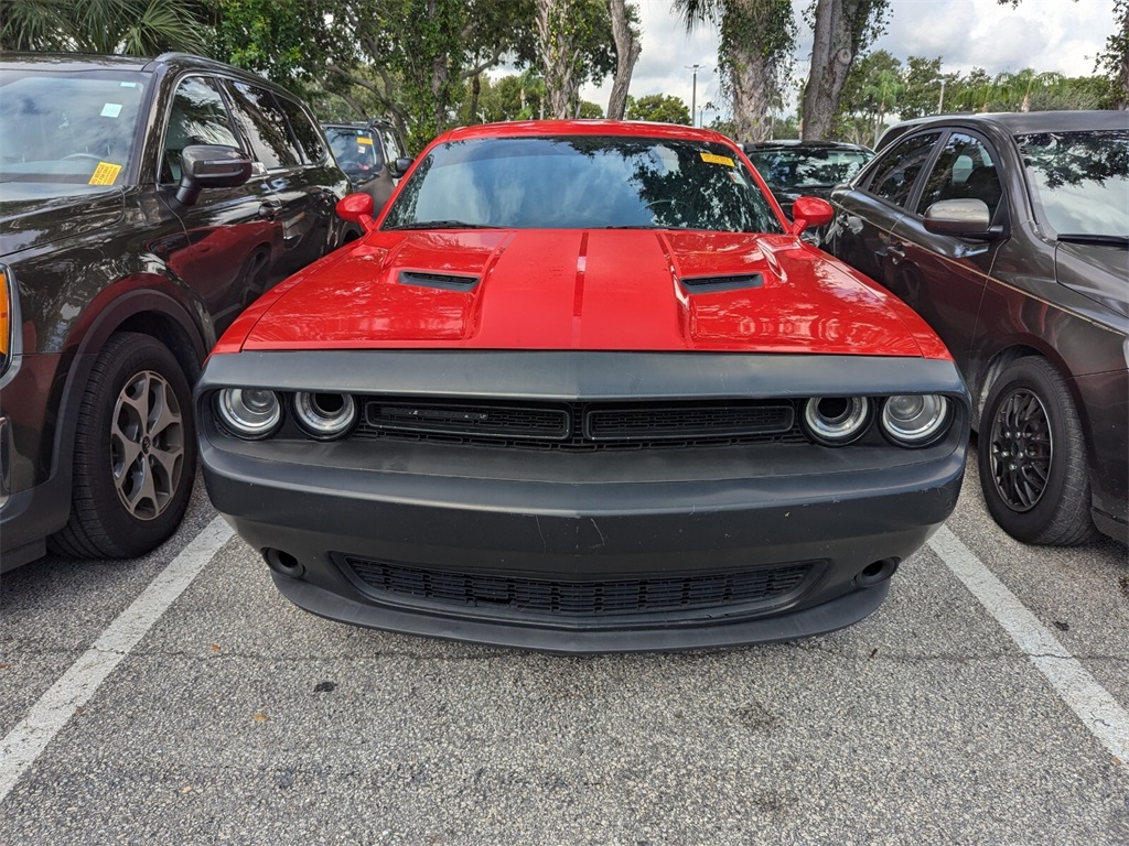 2019 Dodge Challenger SXT 4