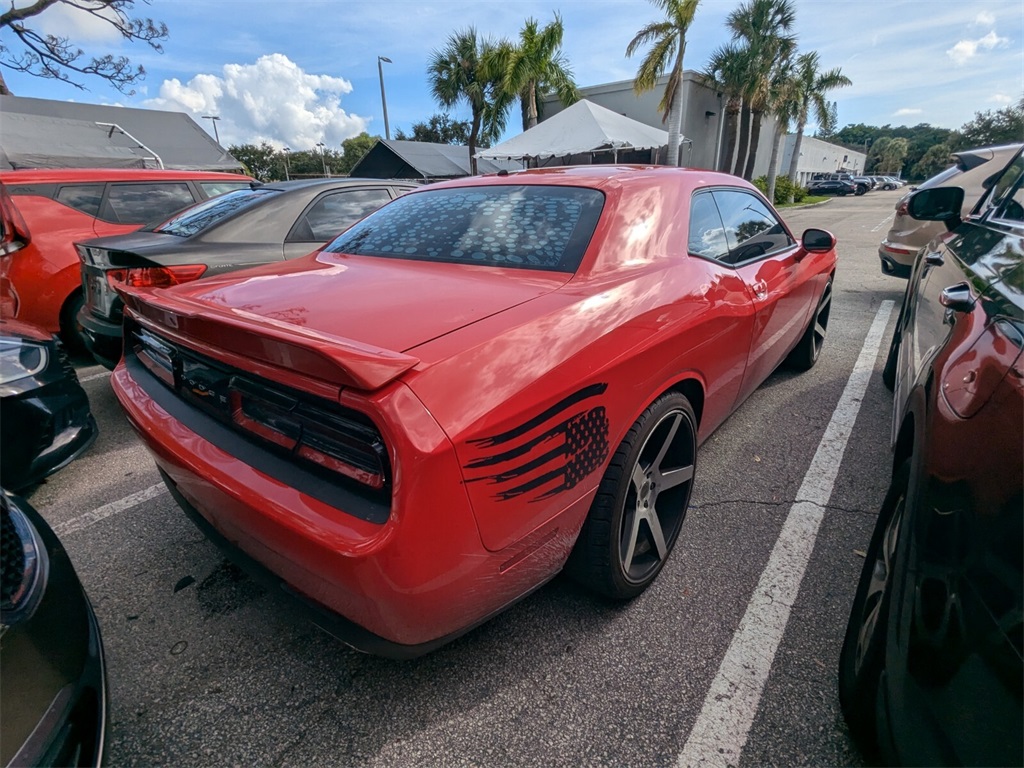 2019 Dodge Challenger SXT 13