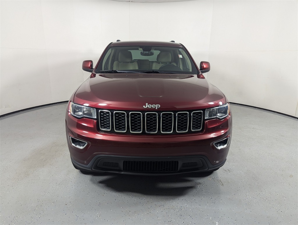 2017 Jeep Grand Cherokee Laredo 2