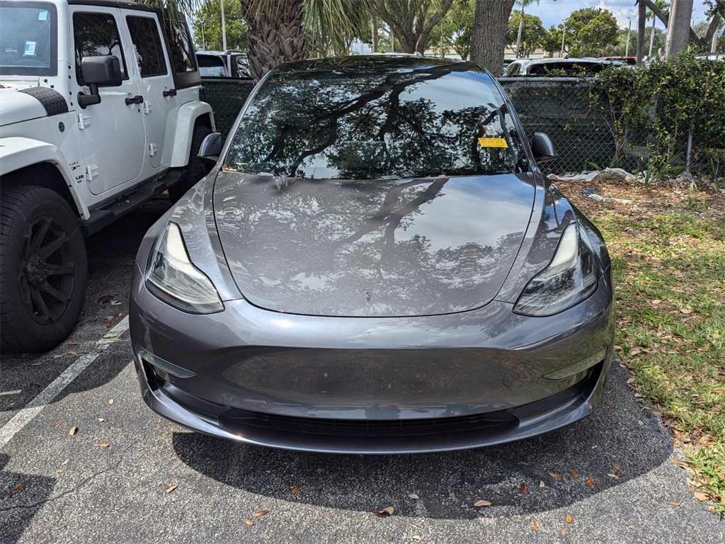 2021 Tesla Model 3 Standard Range Plus 3