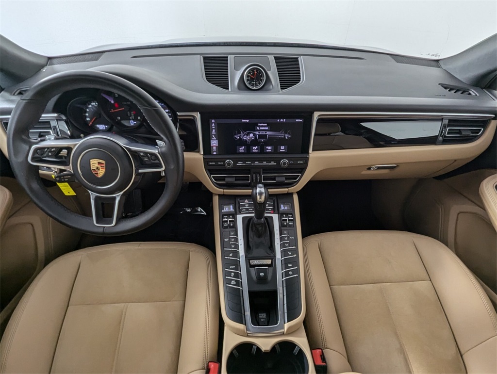 2019 Porsche Macan Base 15