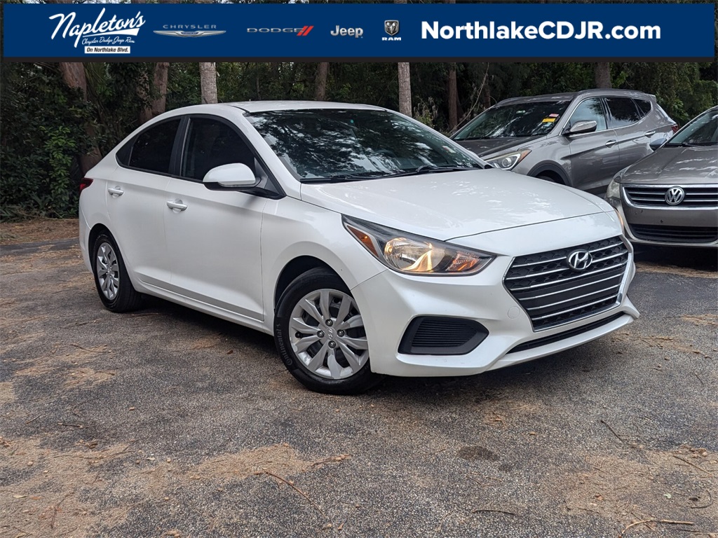 2020 Hyundai Accent SE 1