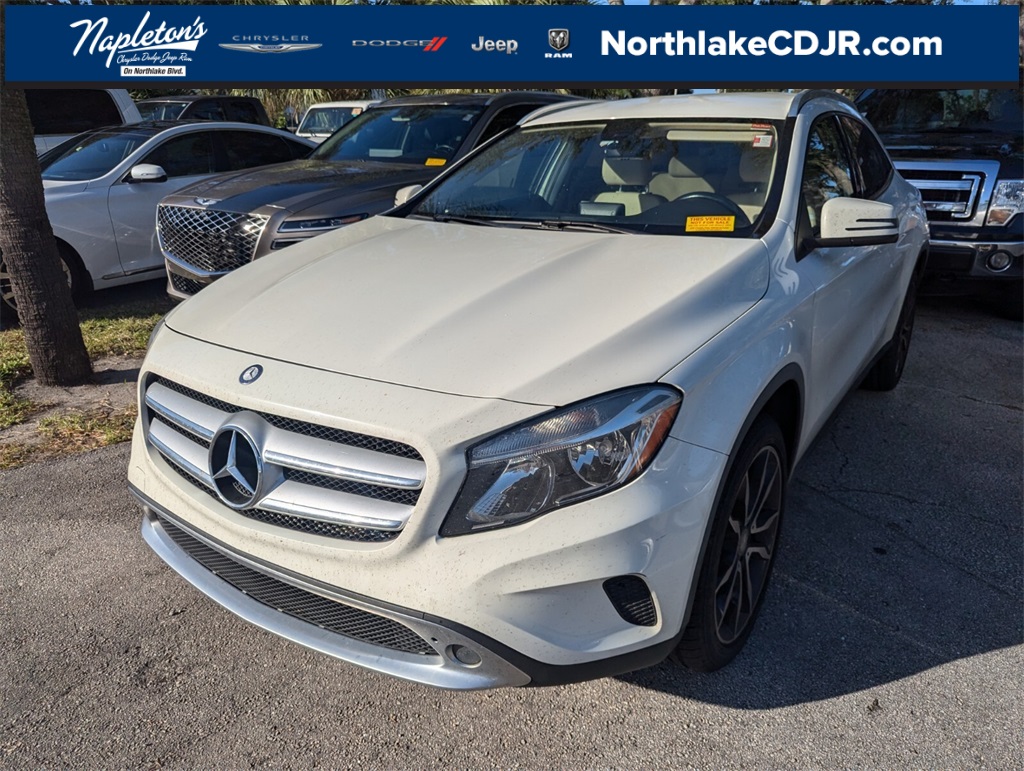 2015 Mercedes-Benz GLA GLA 250 1