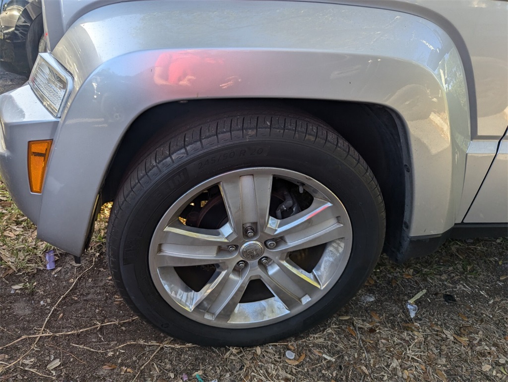 2012 Jeep Liberty Limited Jet Edition 12